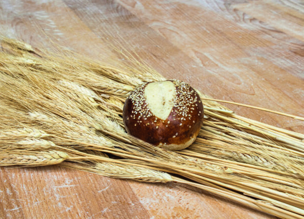 Laugenbrötchen Mit&nbsp;Sesam